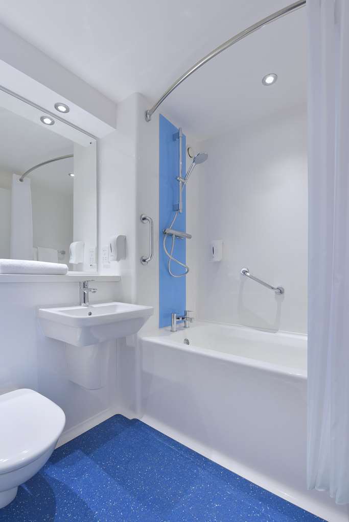Travelodge Colwyn Bay Old Colwyn Номер фото